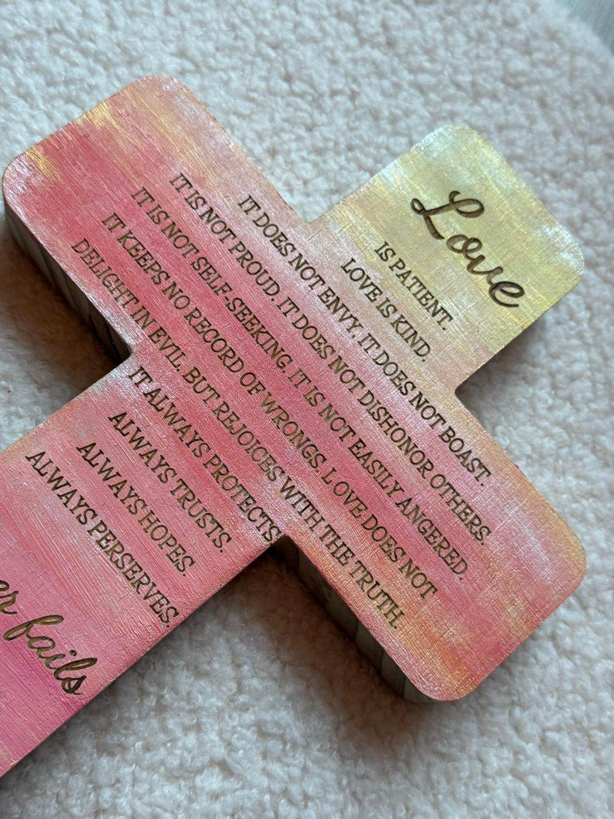 手工木製十字架擺設—“love is patient…”1 Cor13:4-8