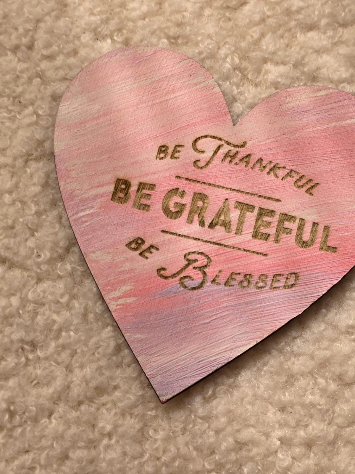 心形木製牆貼—“Be Thankful”