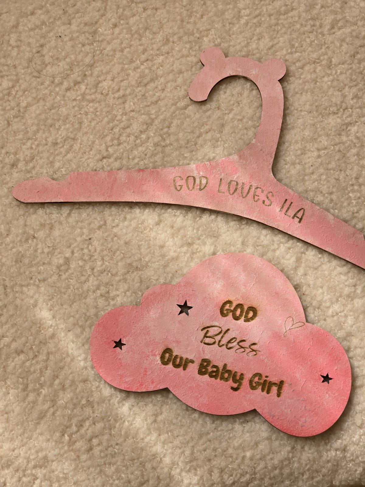 新生木製禮品—”God bless our baby girl”(可自訂名字)