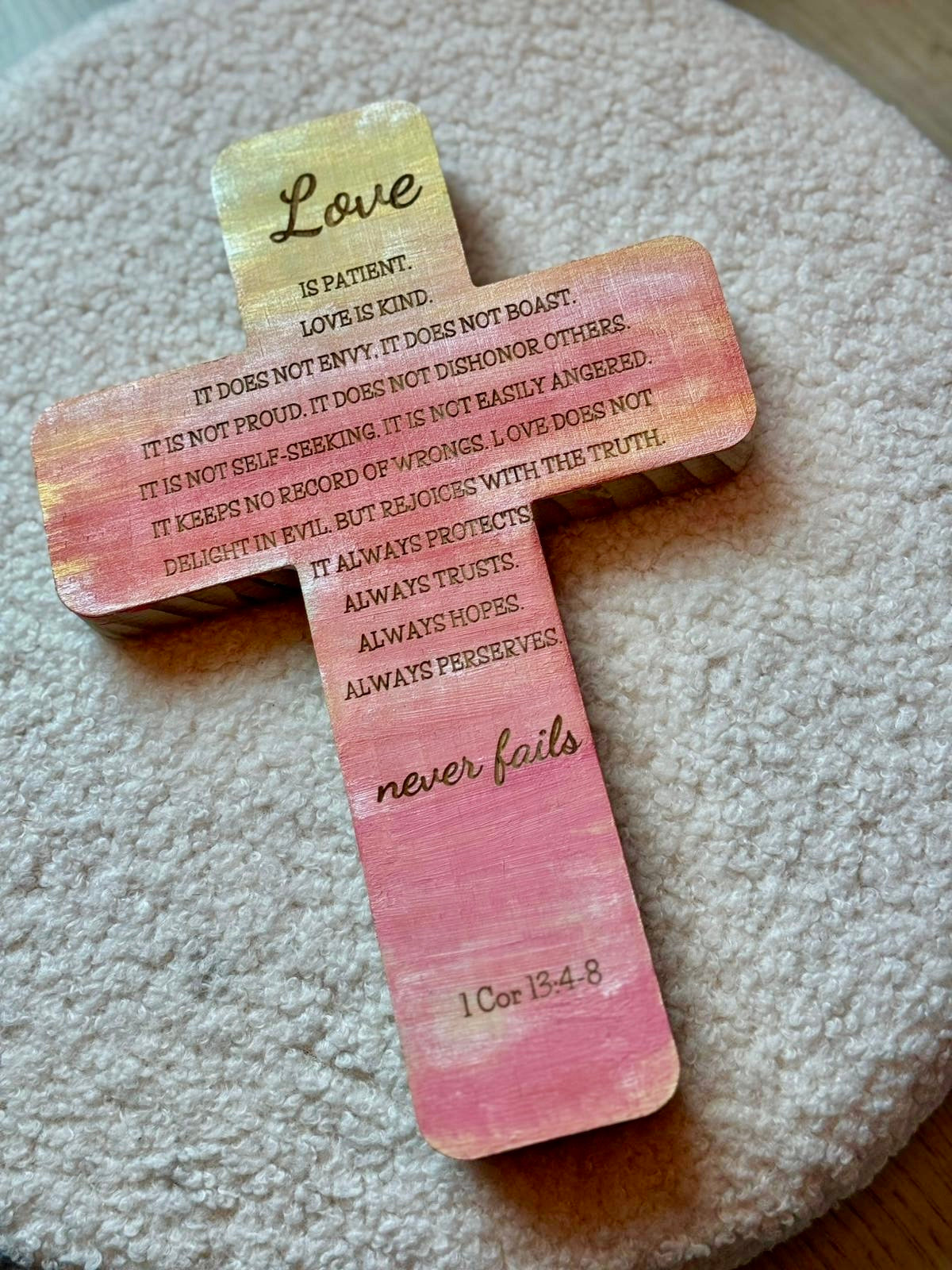 手工木製十字架擺設—“love is patient…”1 Cor13:4-8